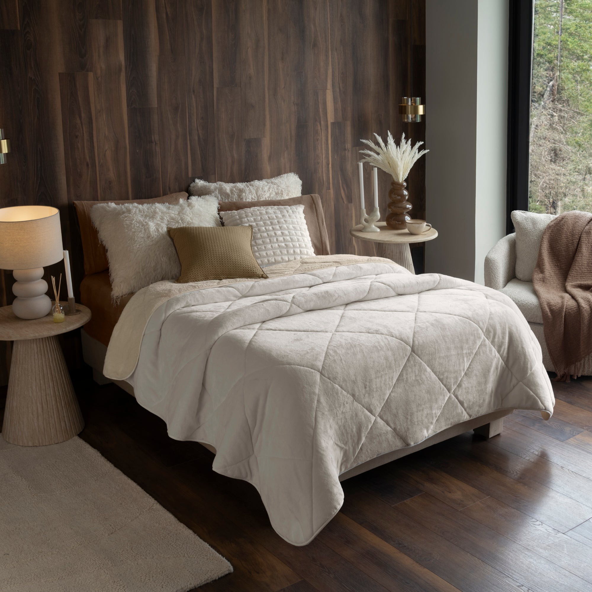 89774_e74a3a81-293c-406d-8aa8-f3